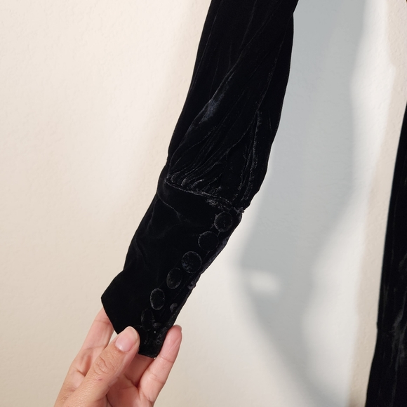 Sleeping with Jacques Renaissance Sylvia Dress Black Velvet - Picture 8 of 9